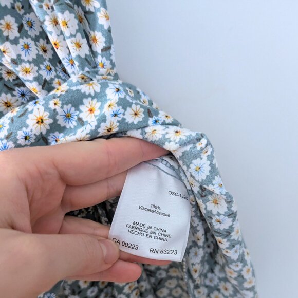 Gorgeous off-shoulder maxi dress - Picture 12 of 12